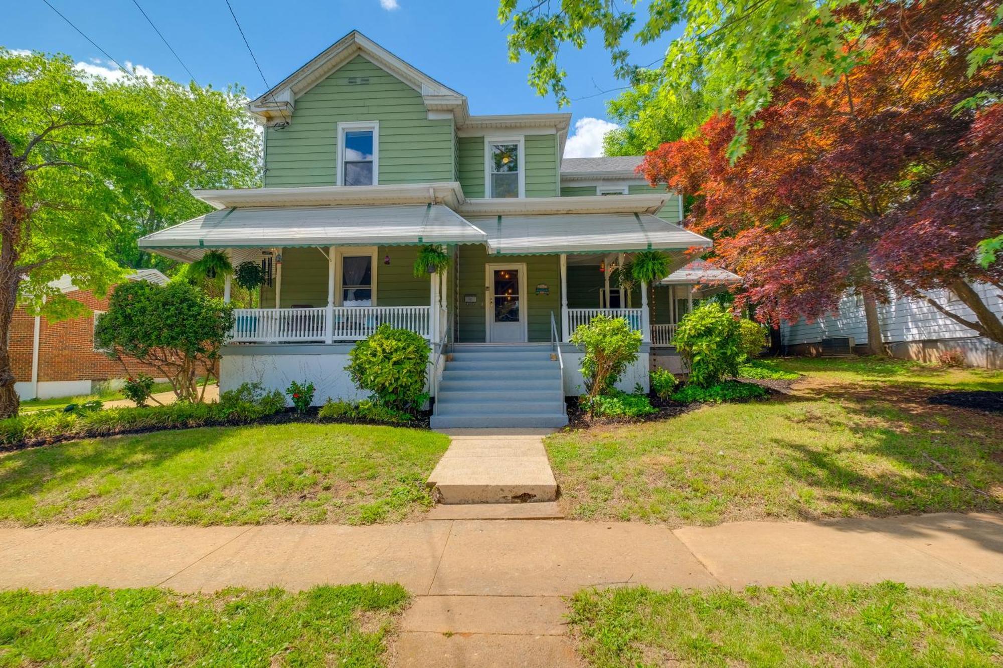 Large Lynchburg Family Home With Hot Tub 4 Mi To Lu Exterior photo